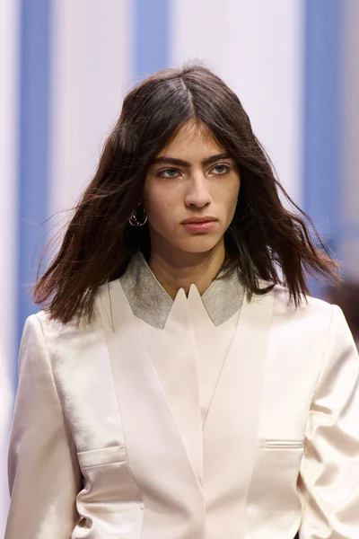 Look 183